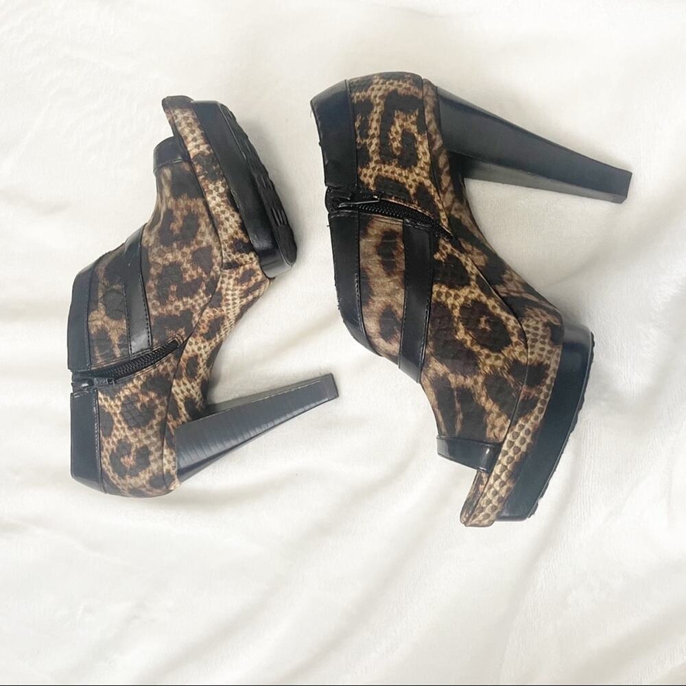 Carlos Santana leopard chica open toe sandal heels cheetah size 8 with box - Picture 5 of 11